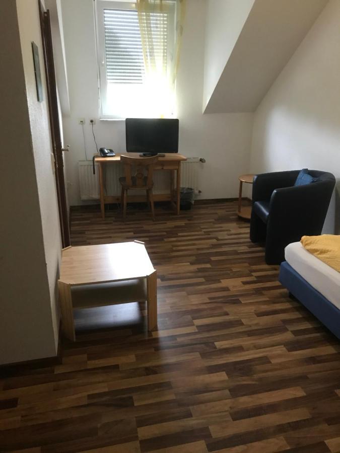 Einzelzimmer mit Bad