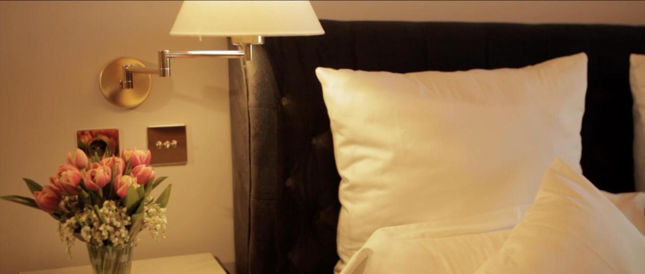 Suite with Garden View