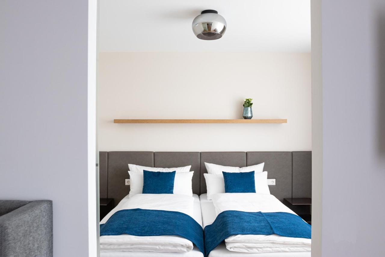 Comfort Suite,1009482196:JPEG