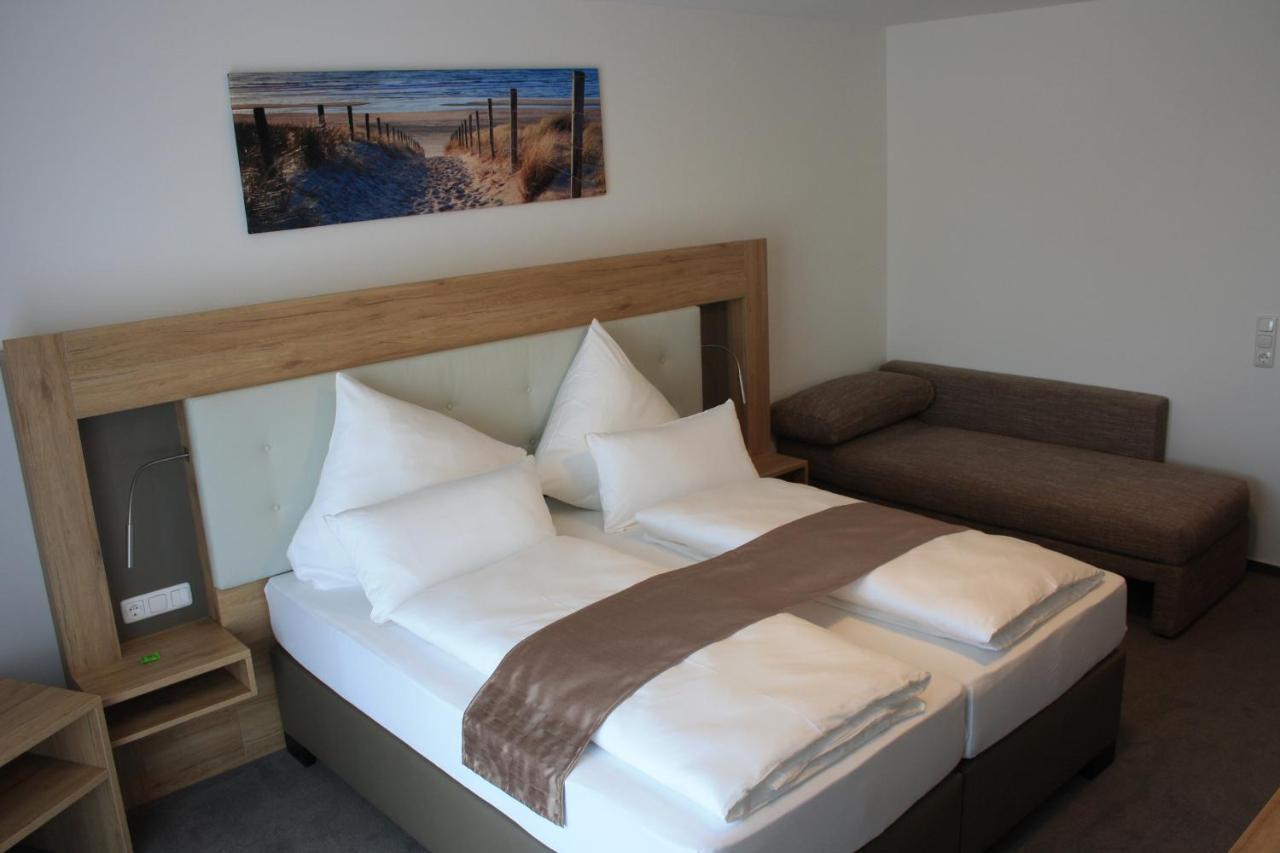 Doppelzimmer mit Balkon