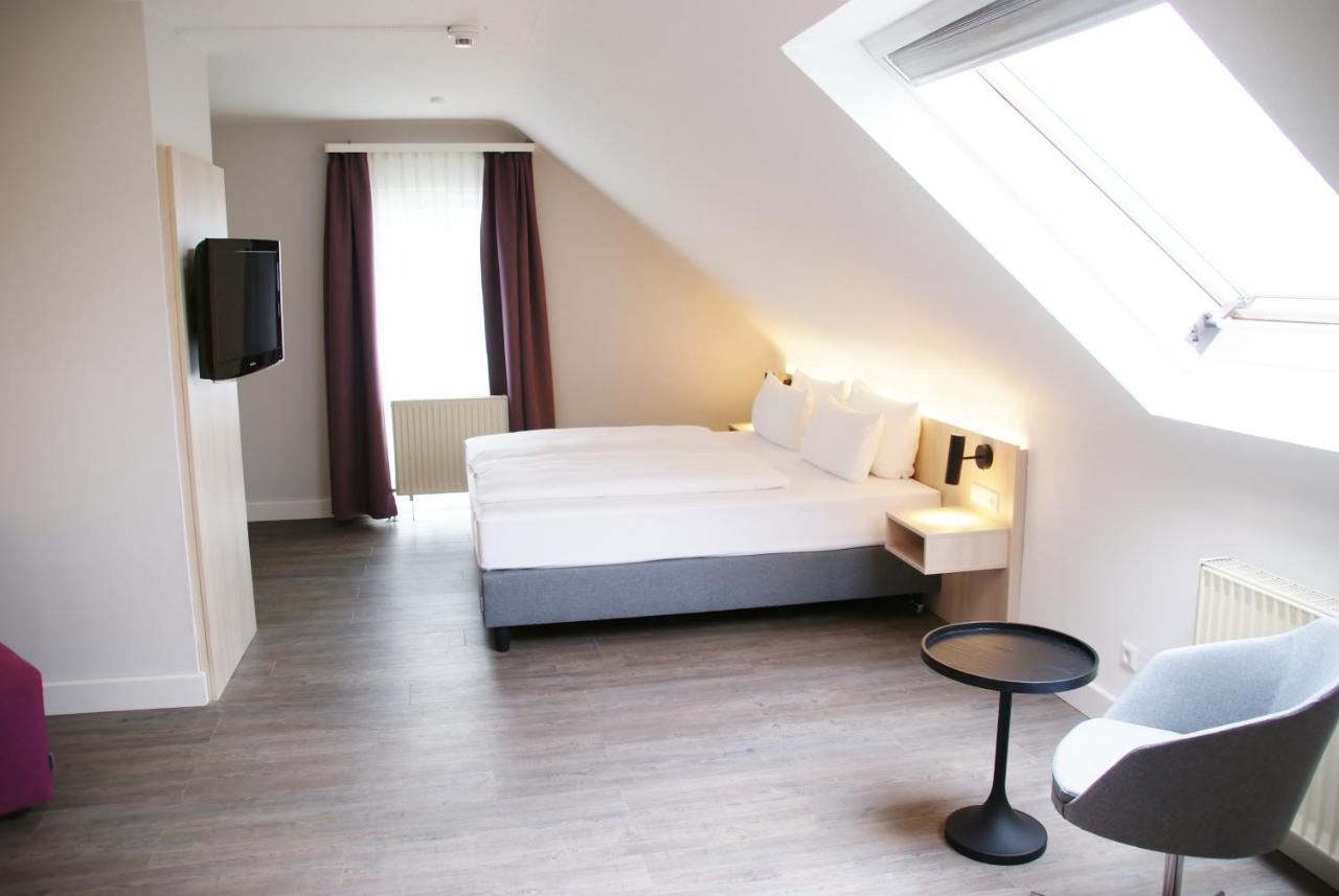 Superior Double Room,1329405812:JPEG