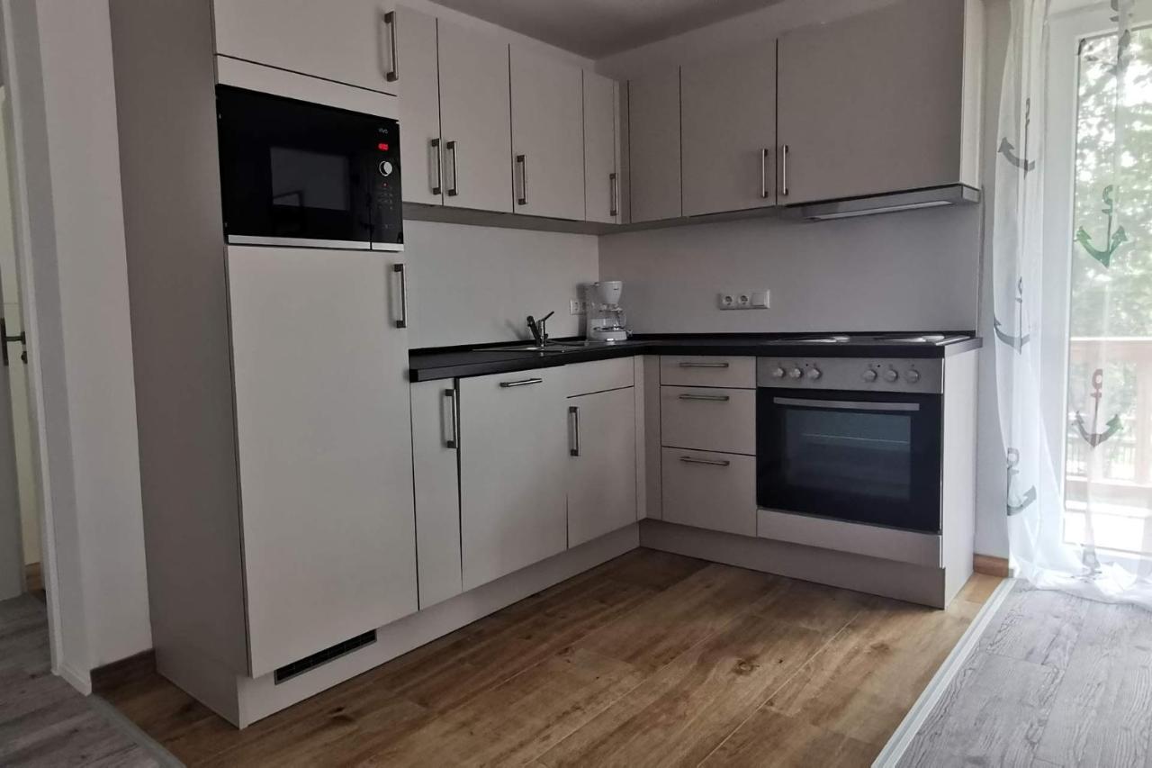 Two-Bedroom Apartment,1049566039:JPEG