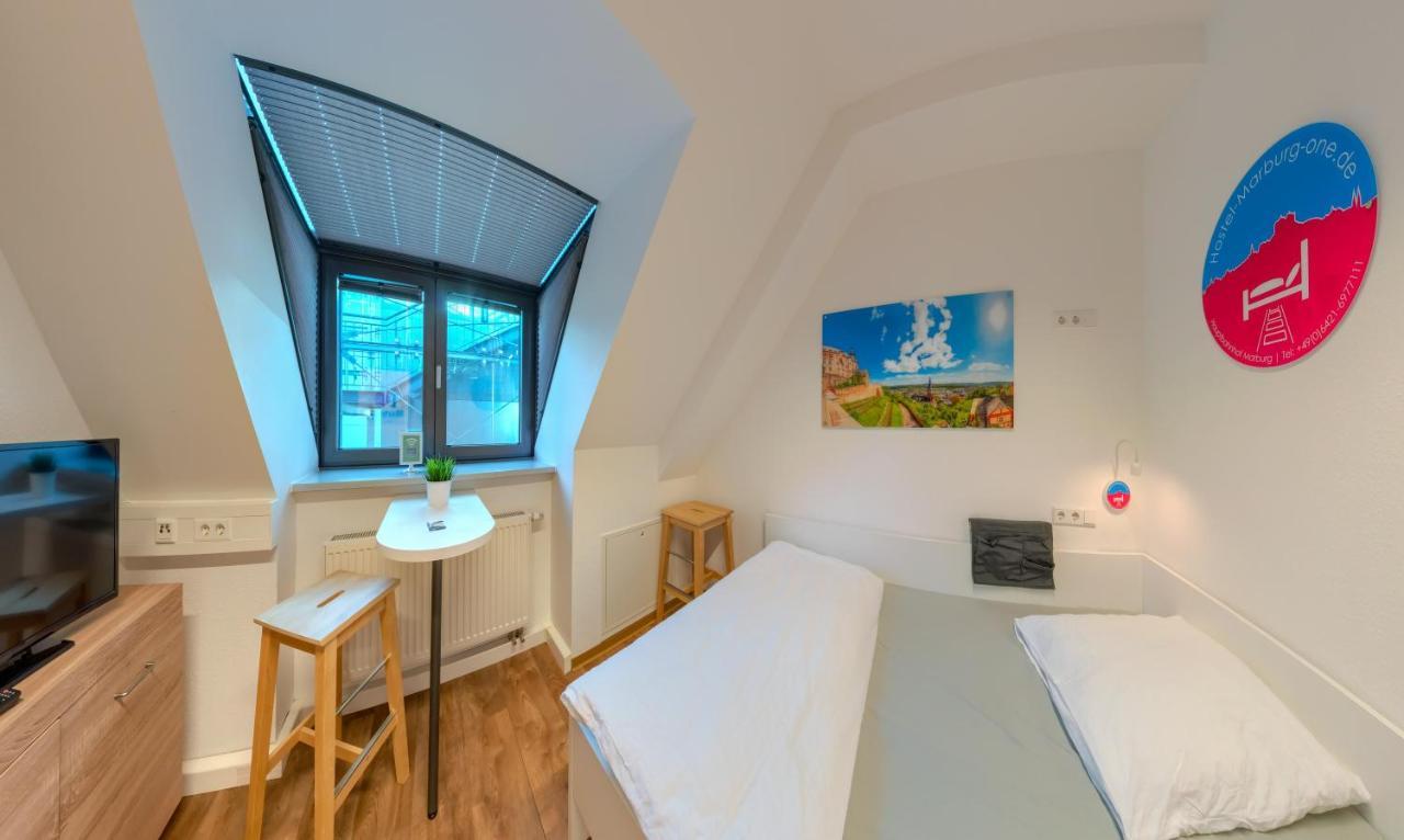Einzelzimmer mit Gemeinschaftsbad