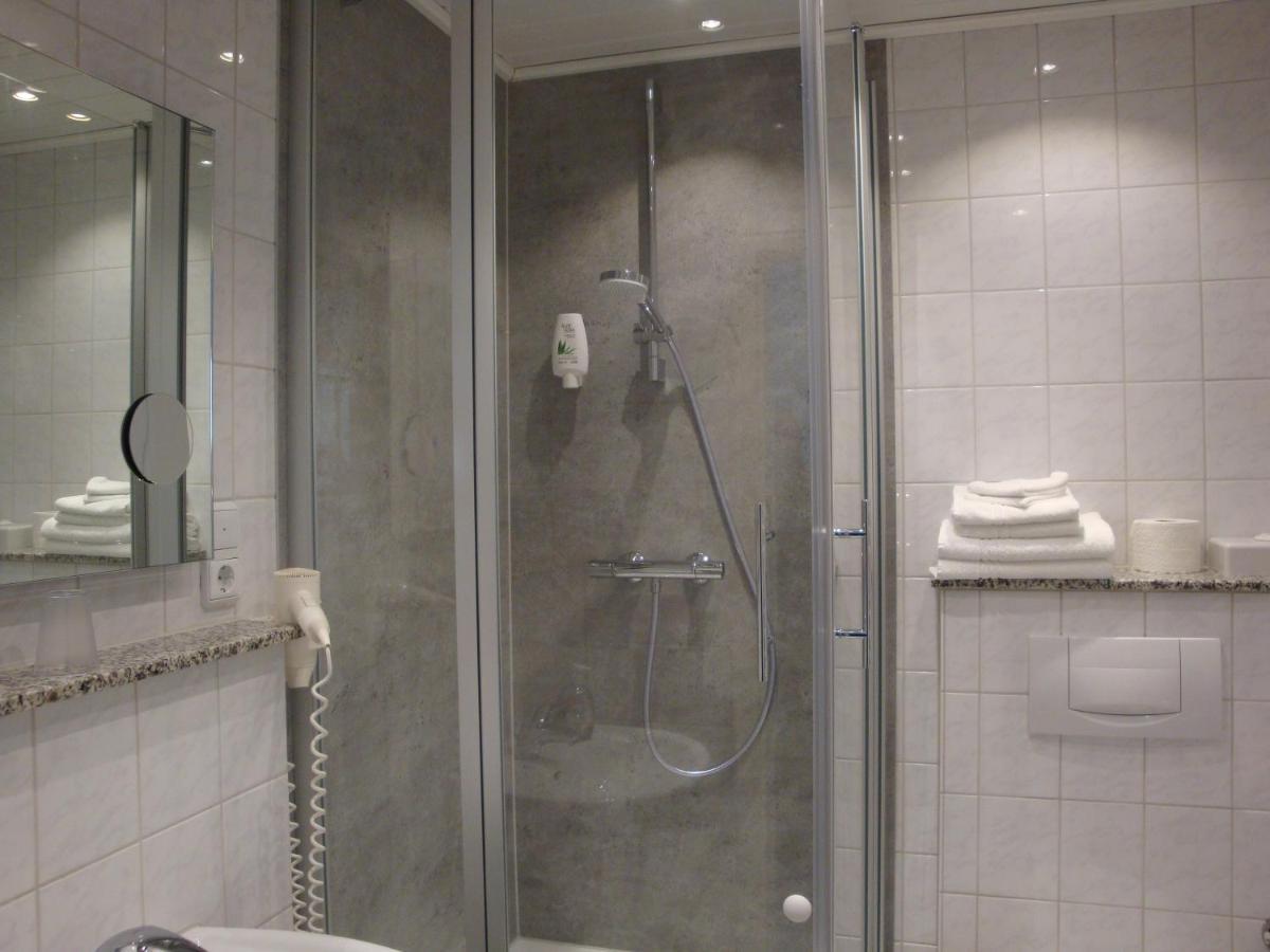 Double Room,1586824353:JPEG