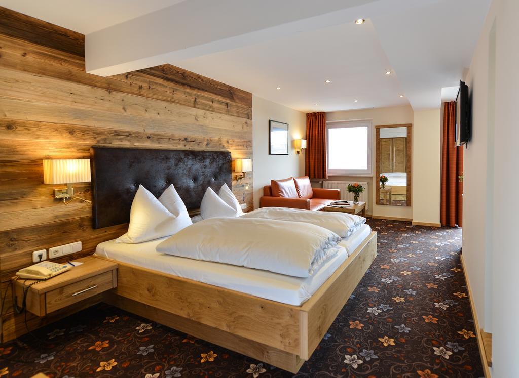 Quarto Duplo