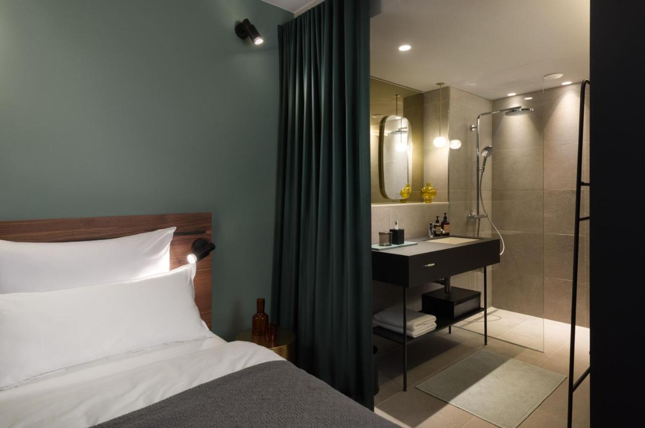 Urban Room