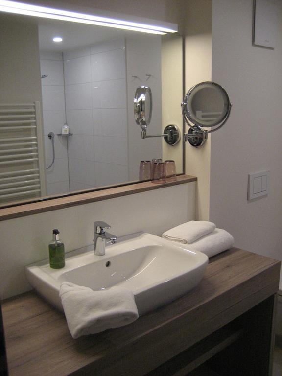 Einzelzimmer mit Dusche