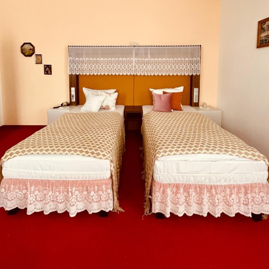 Twin Room Classic,1773668837:JPEG