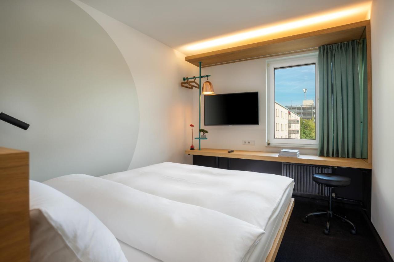 Standard Double Room with Queen Bed