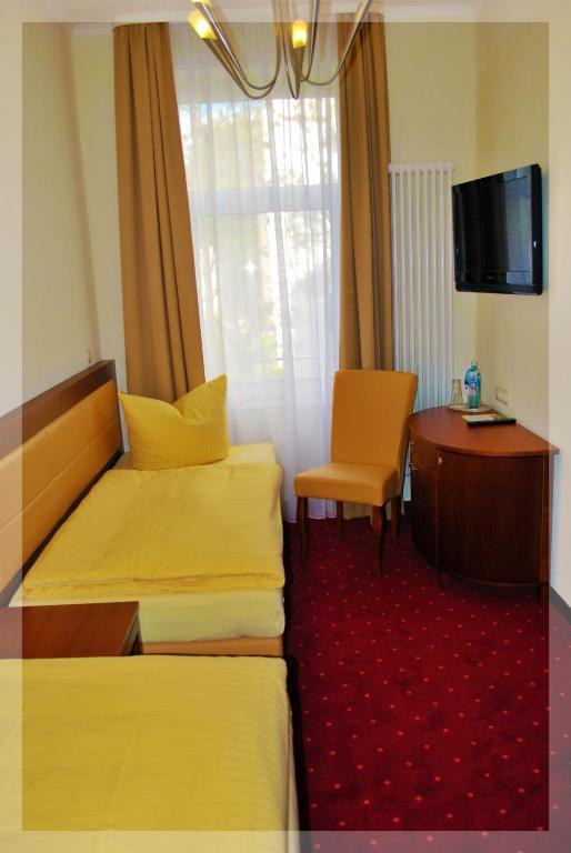 Business Twin Room