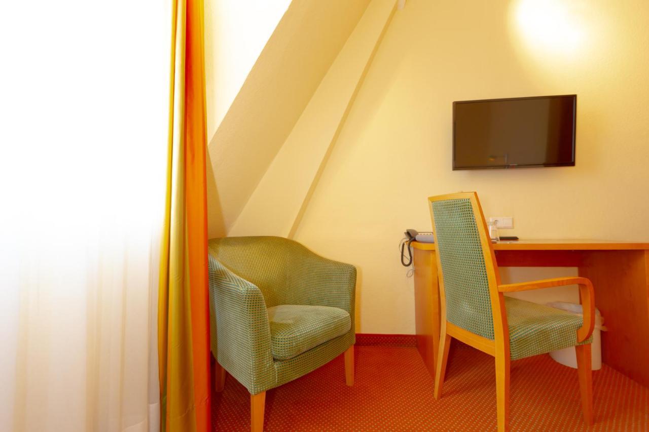 Standard Single Room