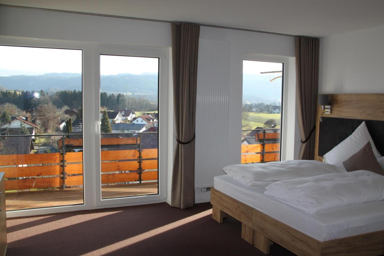 Deluxe Doppelzimmer mit Bergblick und Balkon