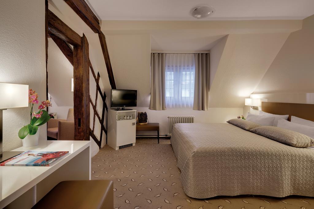 Double Room - Land Side