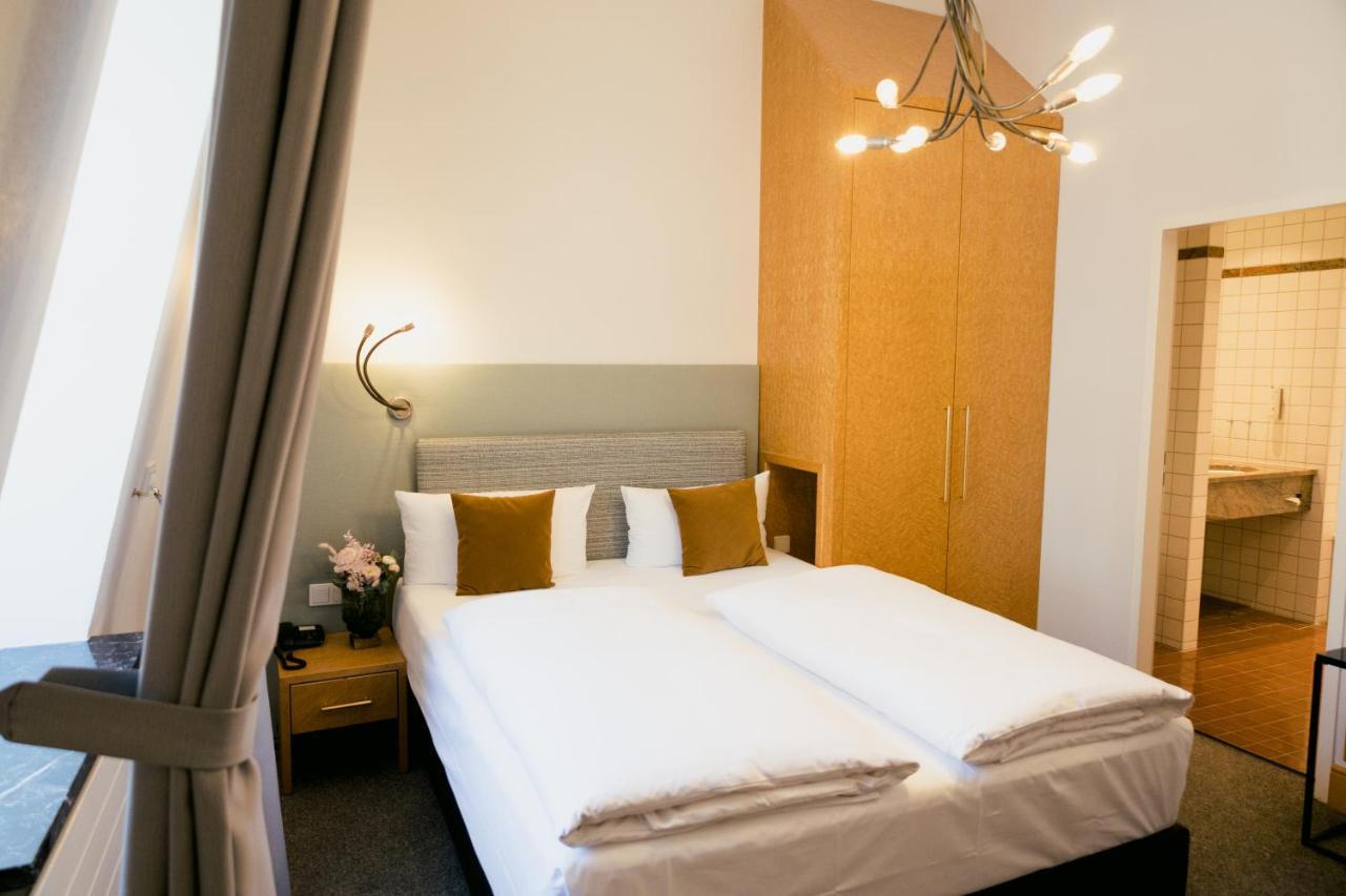 Standard Double Room bed size 160cm