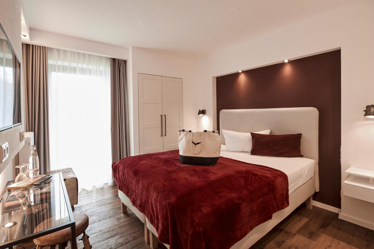 Single Room,1598888778:JPEG