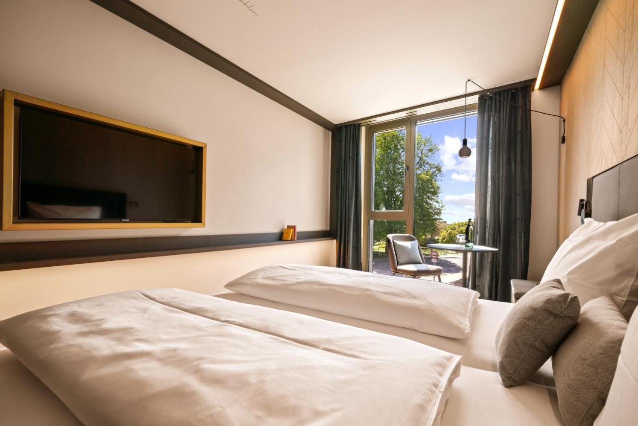 Double Room with Lake View