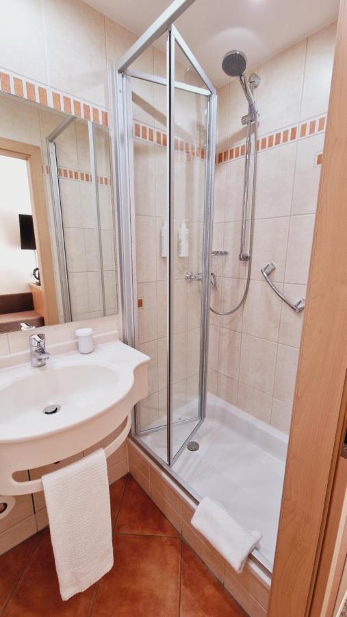 Small Single Room with Balcony