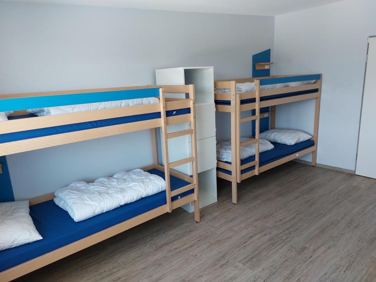 Vierbettzimmer mit eigenem Bad