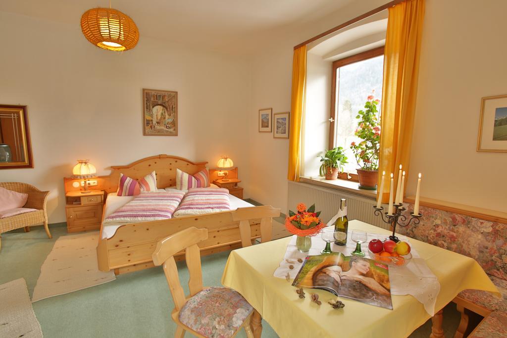Habitación Familiar con balcón
