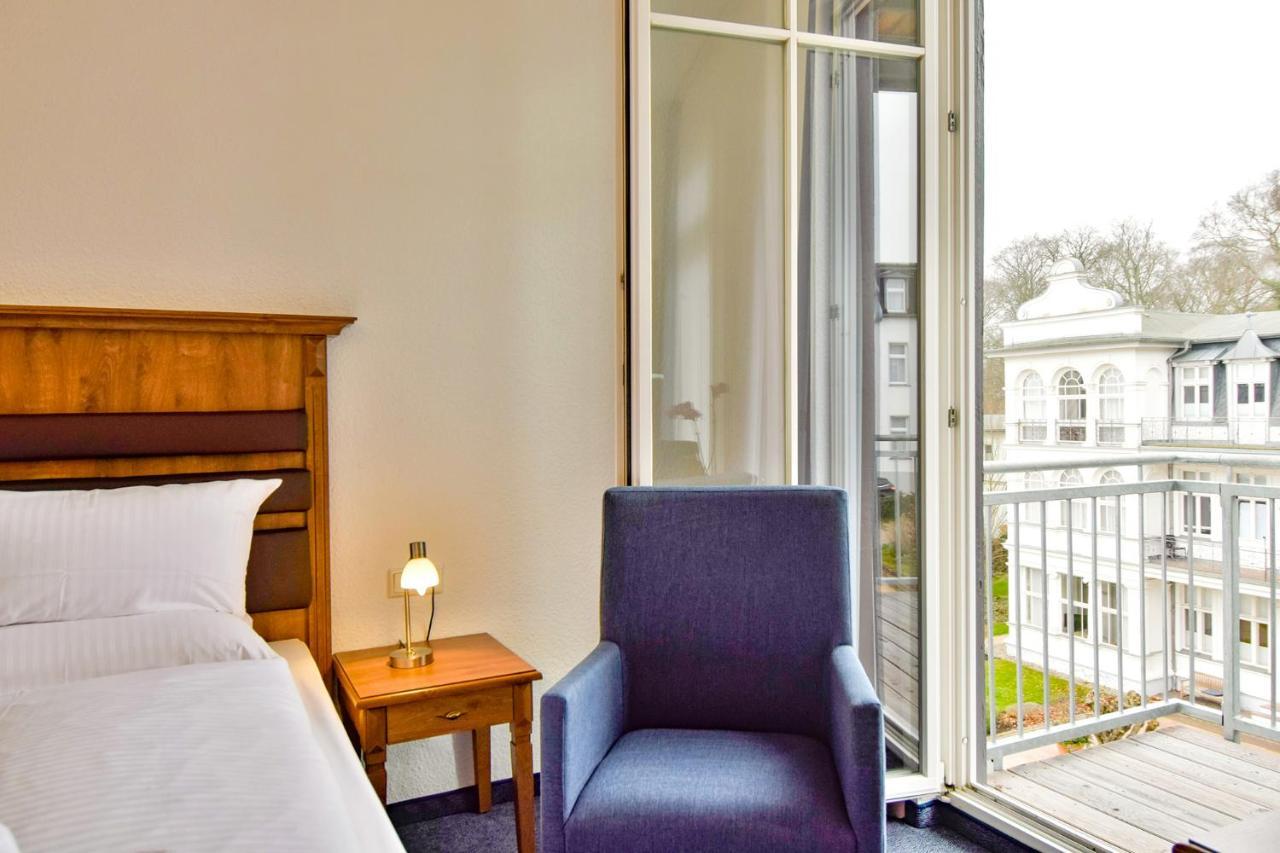 Doppelzimmer mit Balkon