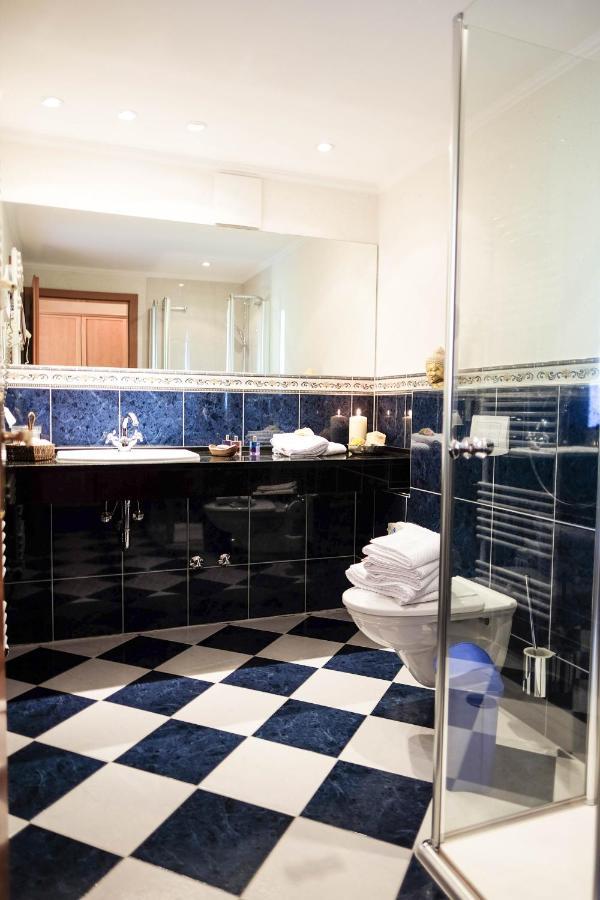 Type 5/9 Double Room