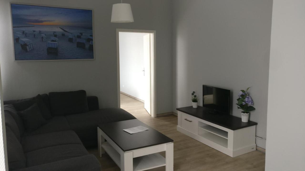 Family Room 12