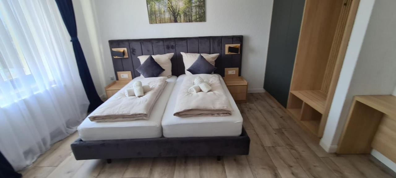 Deluxe Quadruple Room,1688885295:JPEG