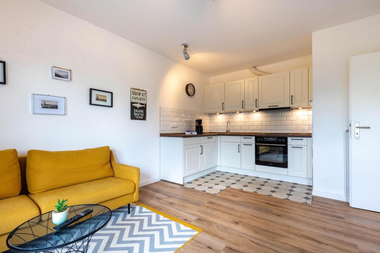 Apartment mit Balkon