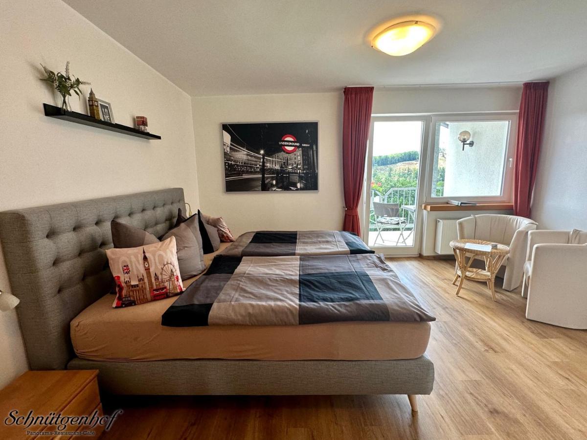 Doppelzimmer mit Balkon