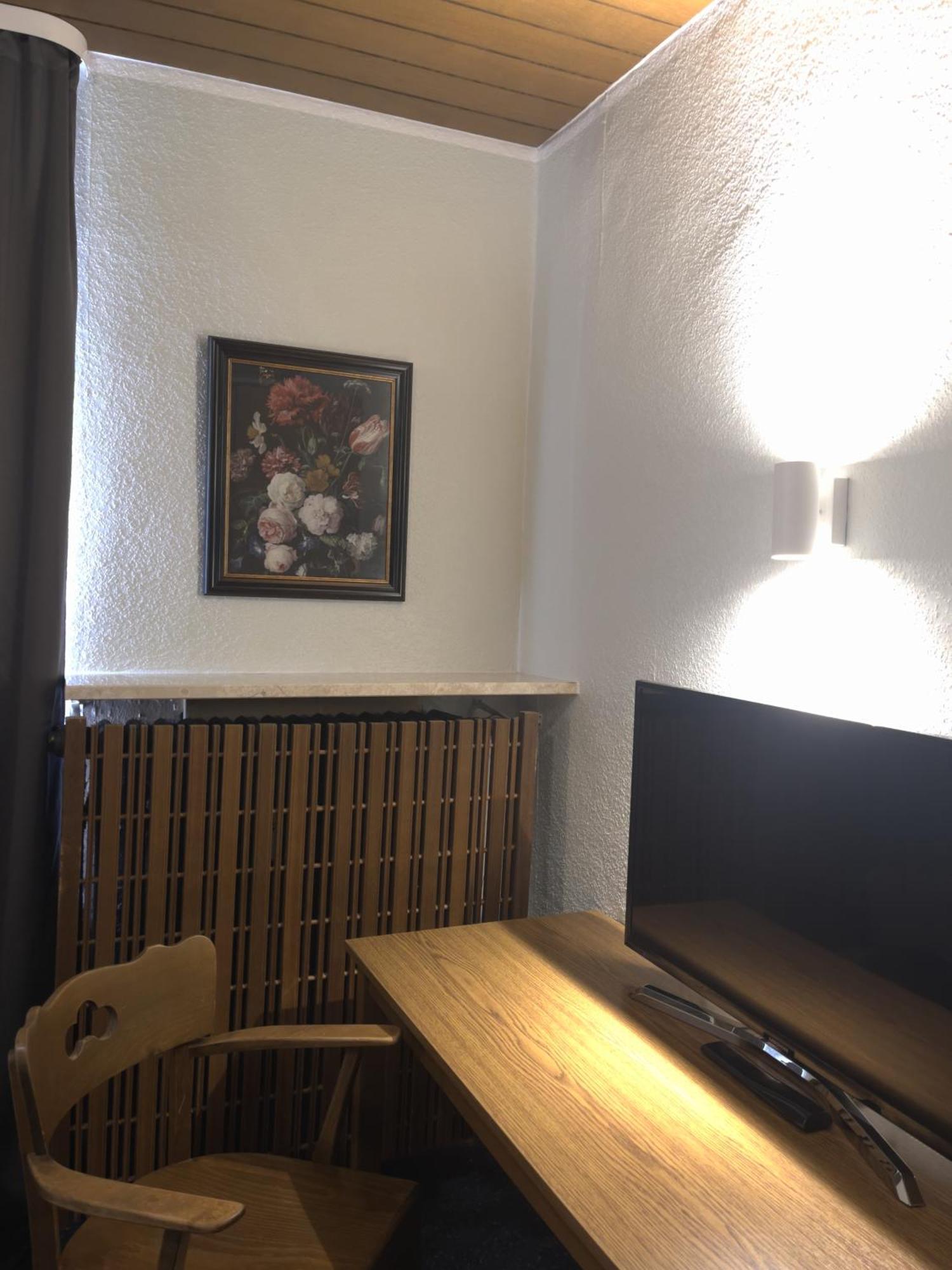 Single Room with French Bed