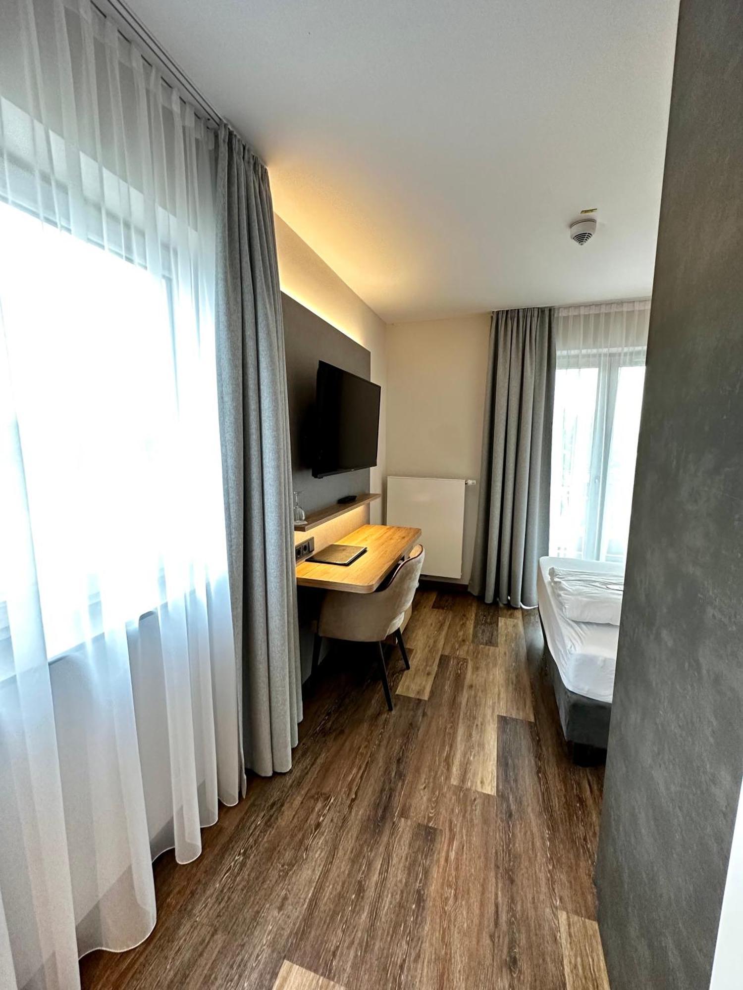 Deluxe Single Room Balcony
