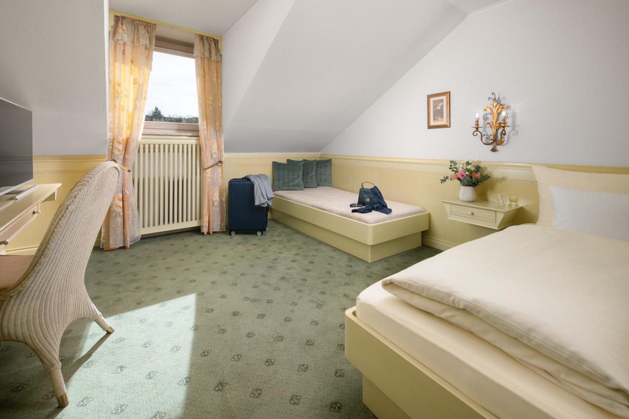 Small Single Room