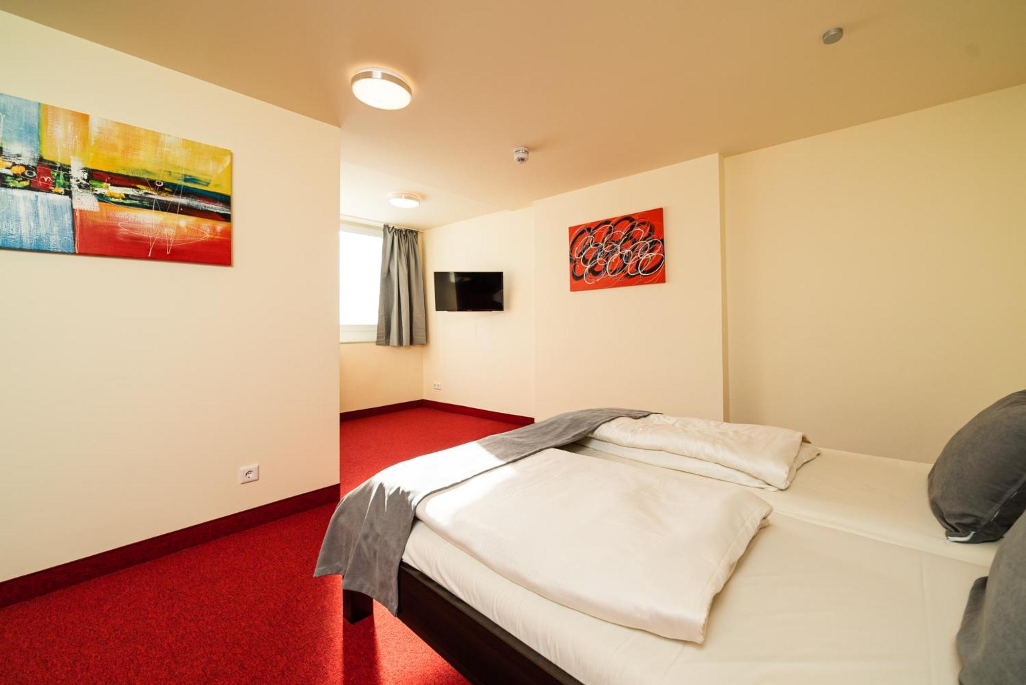 Large Double Room