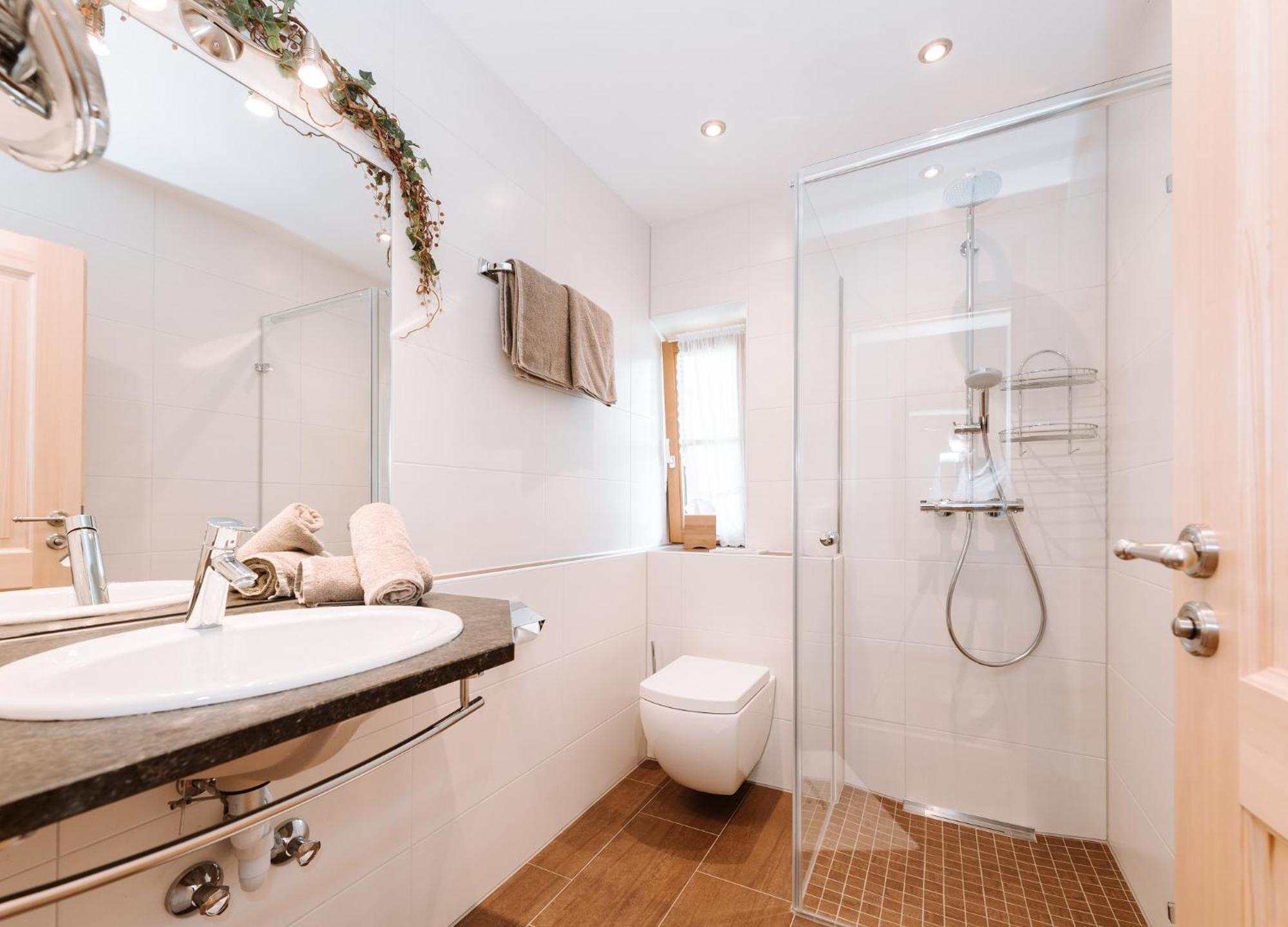 Doppelzimmer mit Balkon
