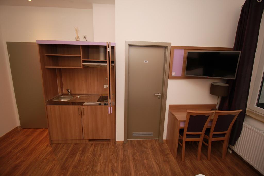 Comfort Triple Room with Shower
