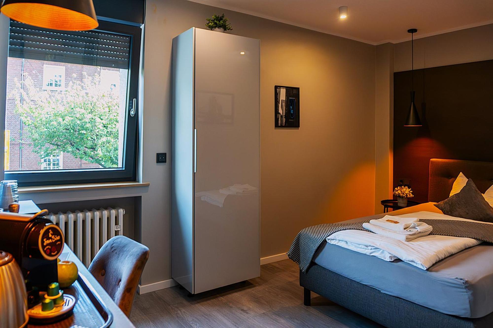 Deluxe Single Room
