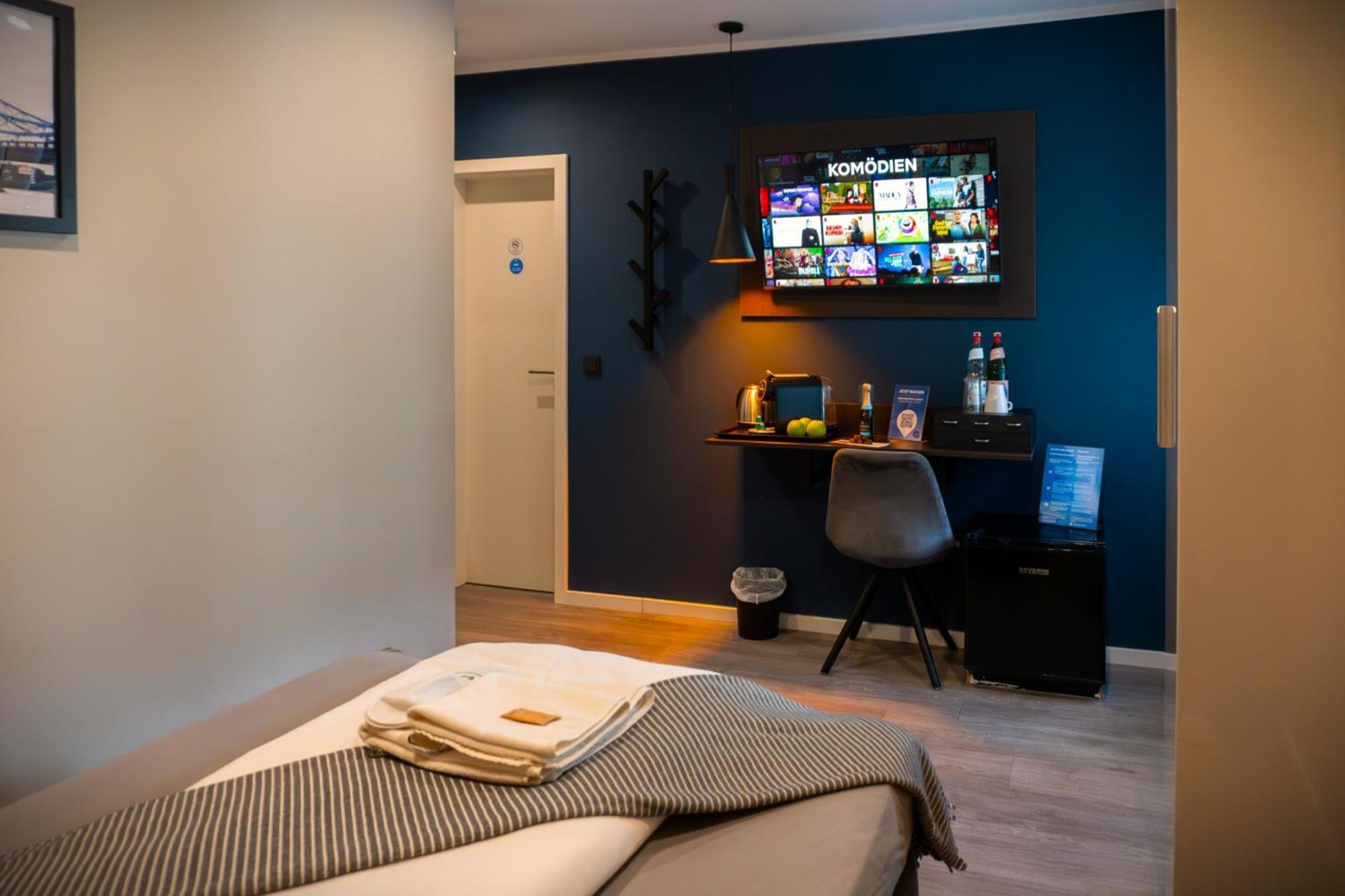 Deluxe Single Room