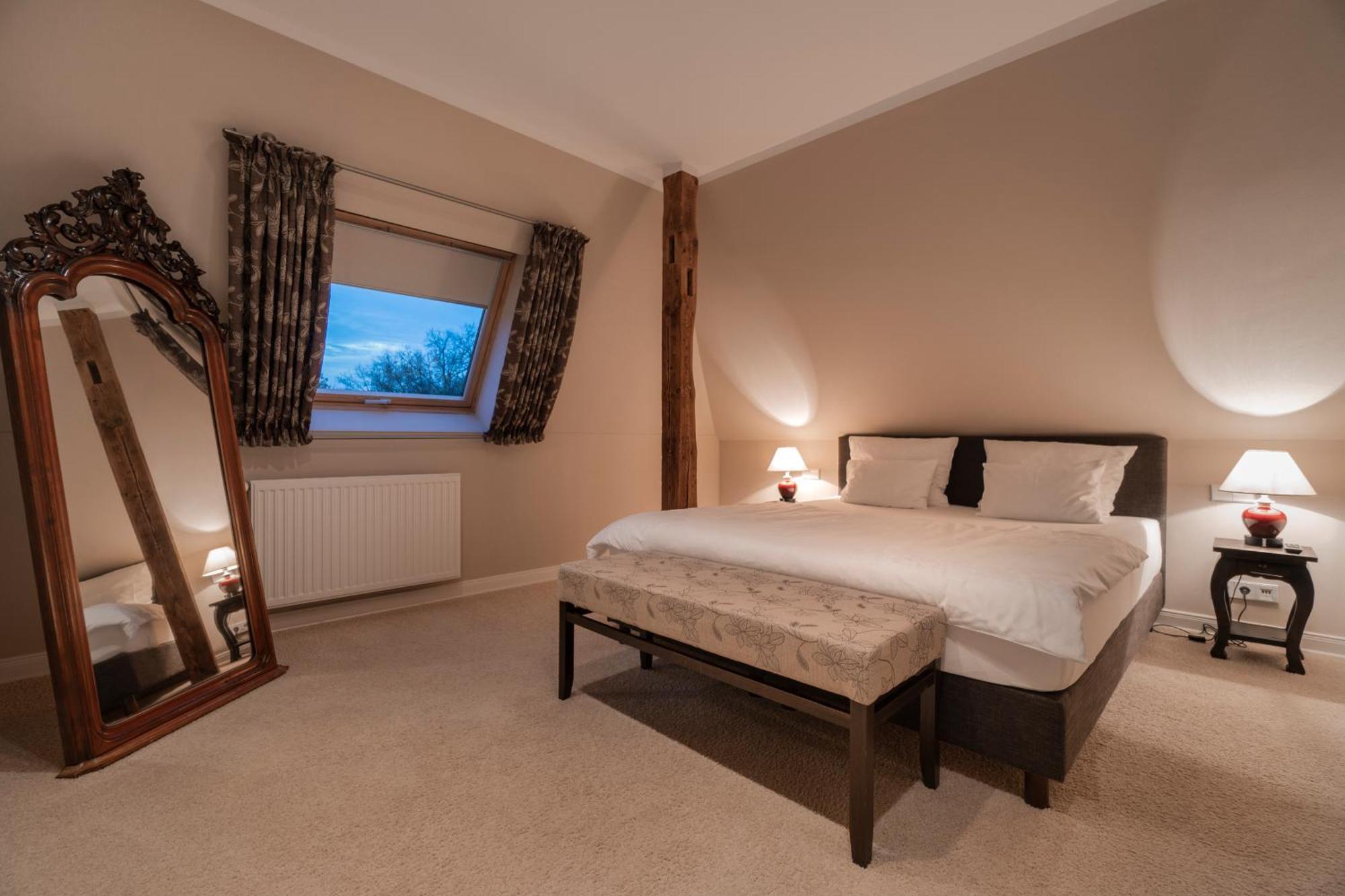 Deluxe Junior Suite