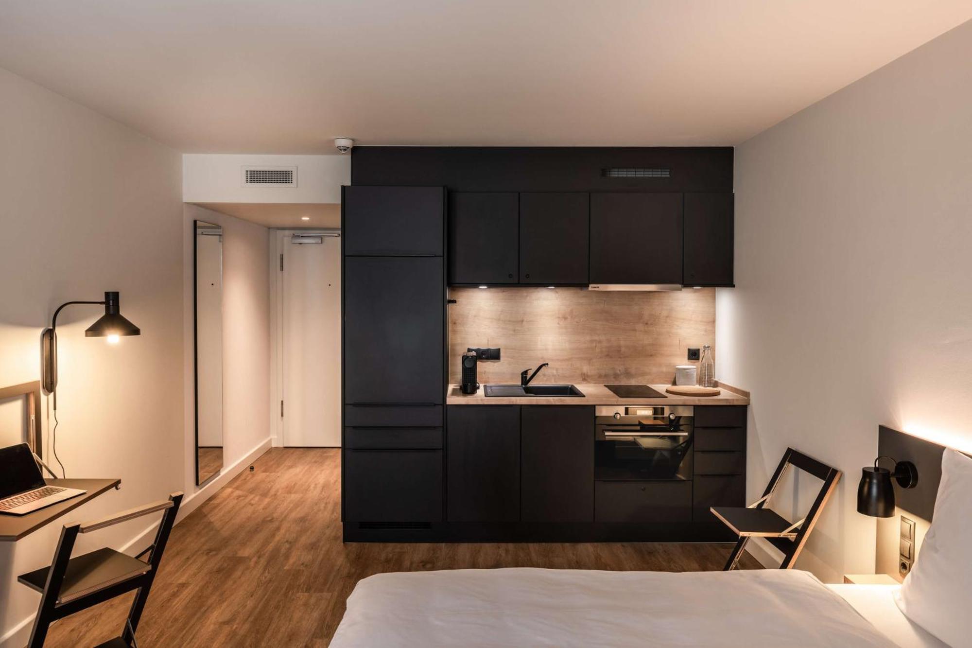 Studio Apartment