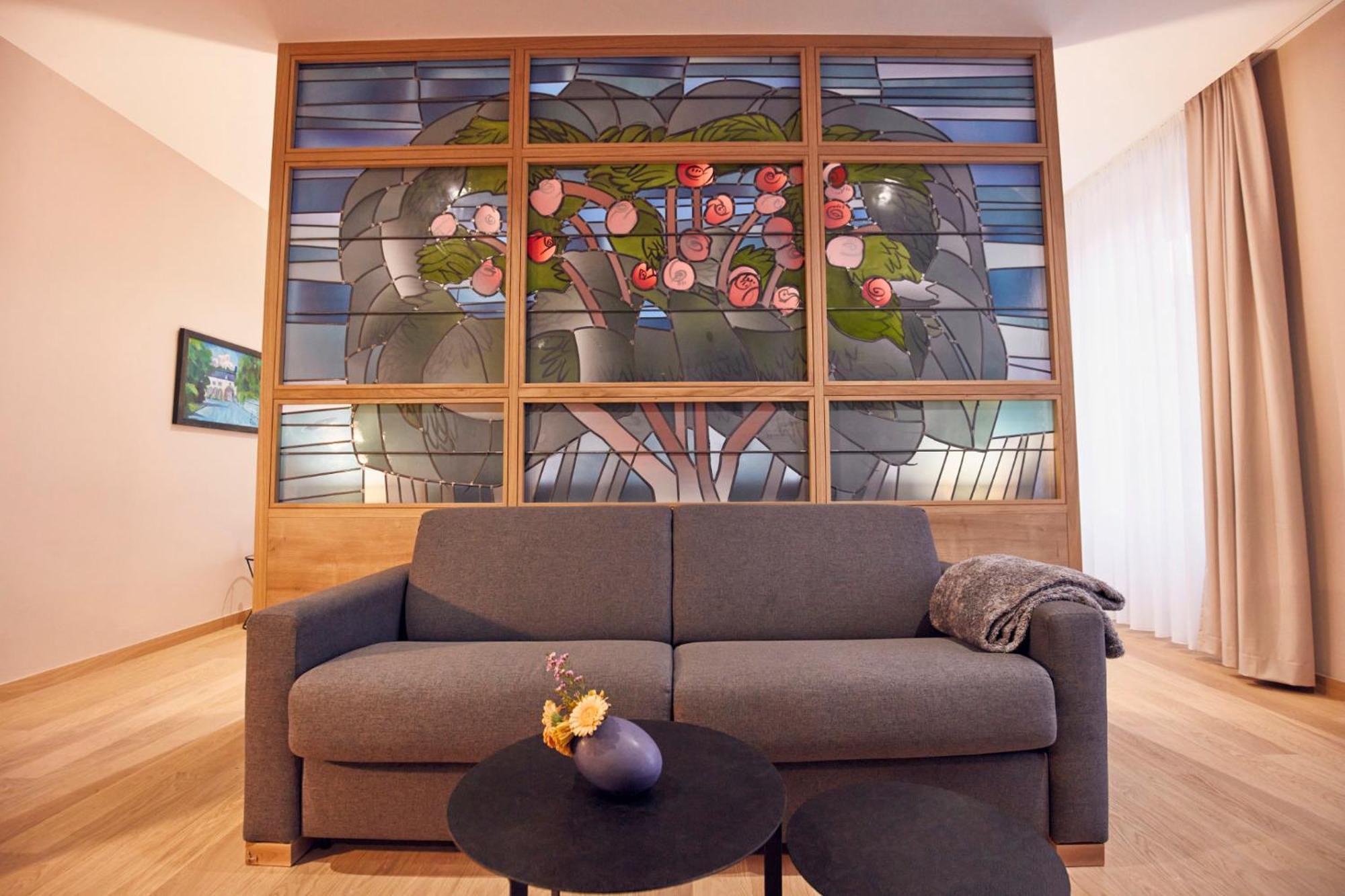 Suite with Lake and Abbey View