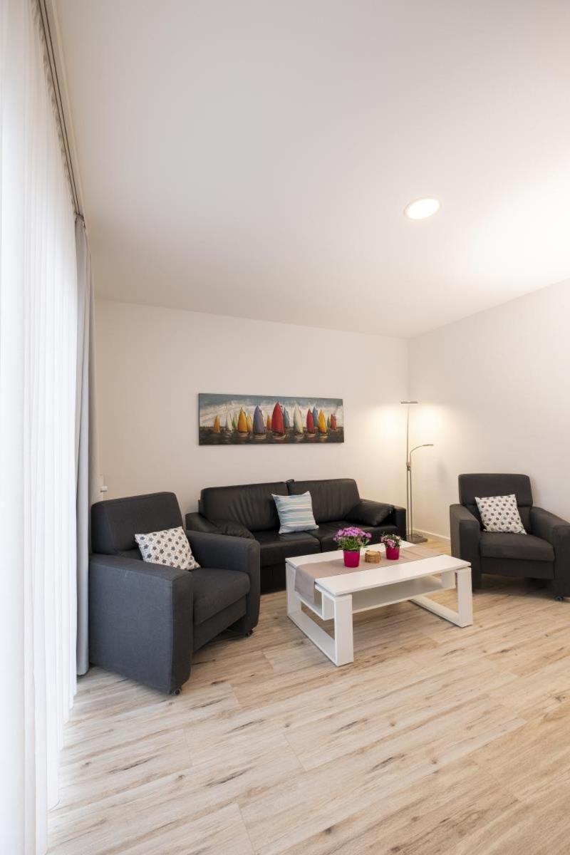 Apartment mit Balkon