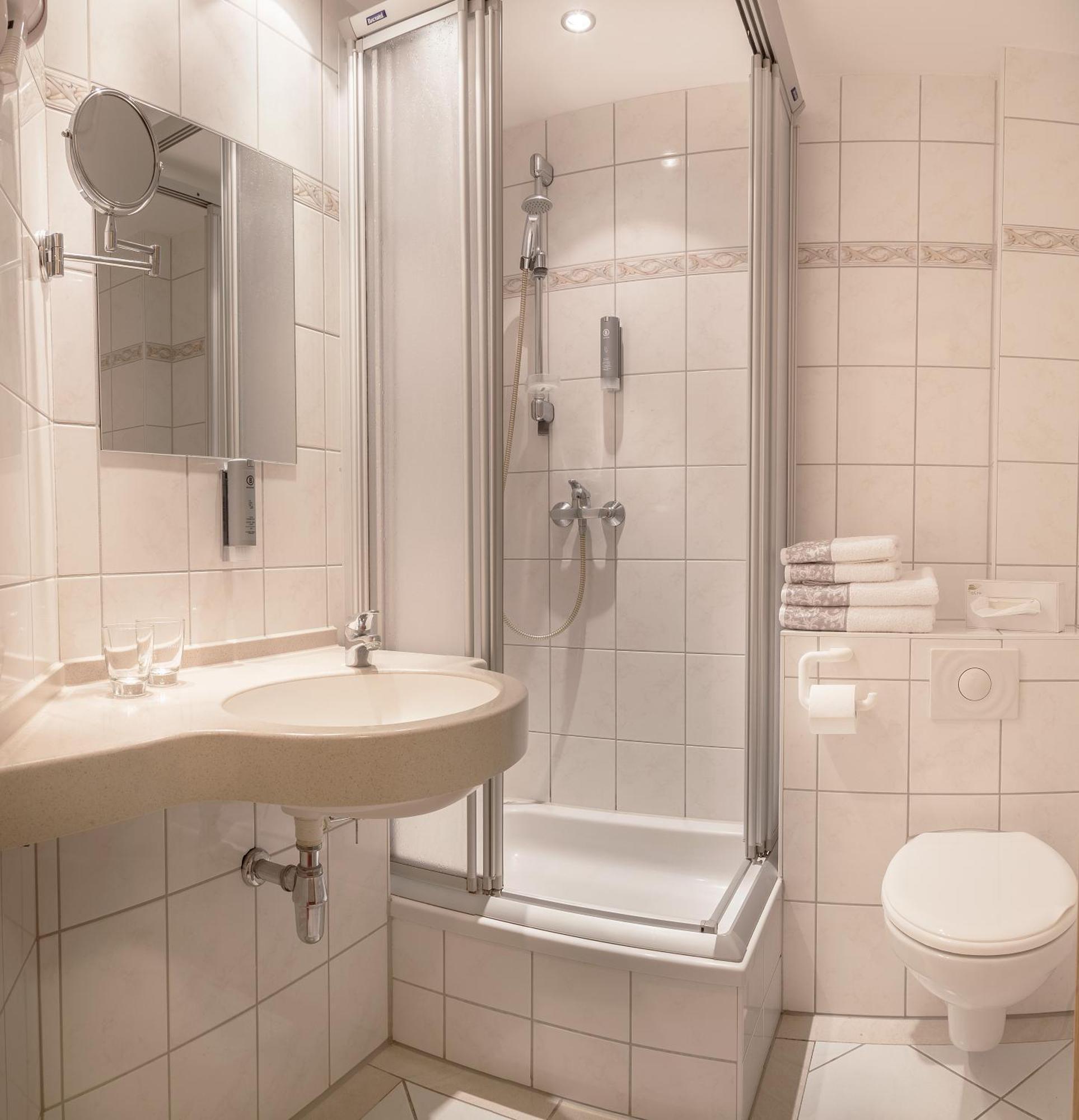 Classic Single Room