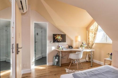 Comfort Single Room