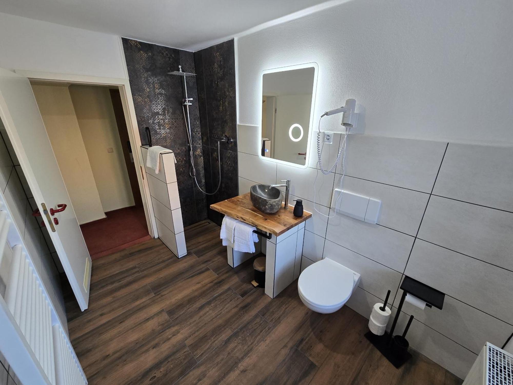 Large Double Room