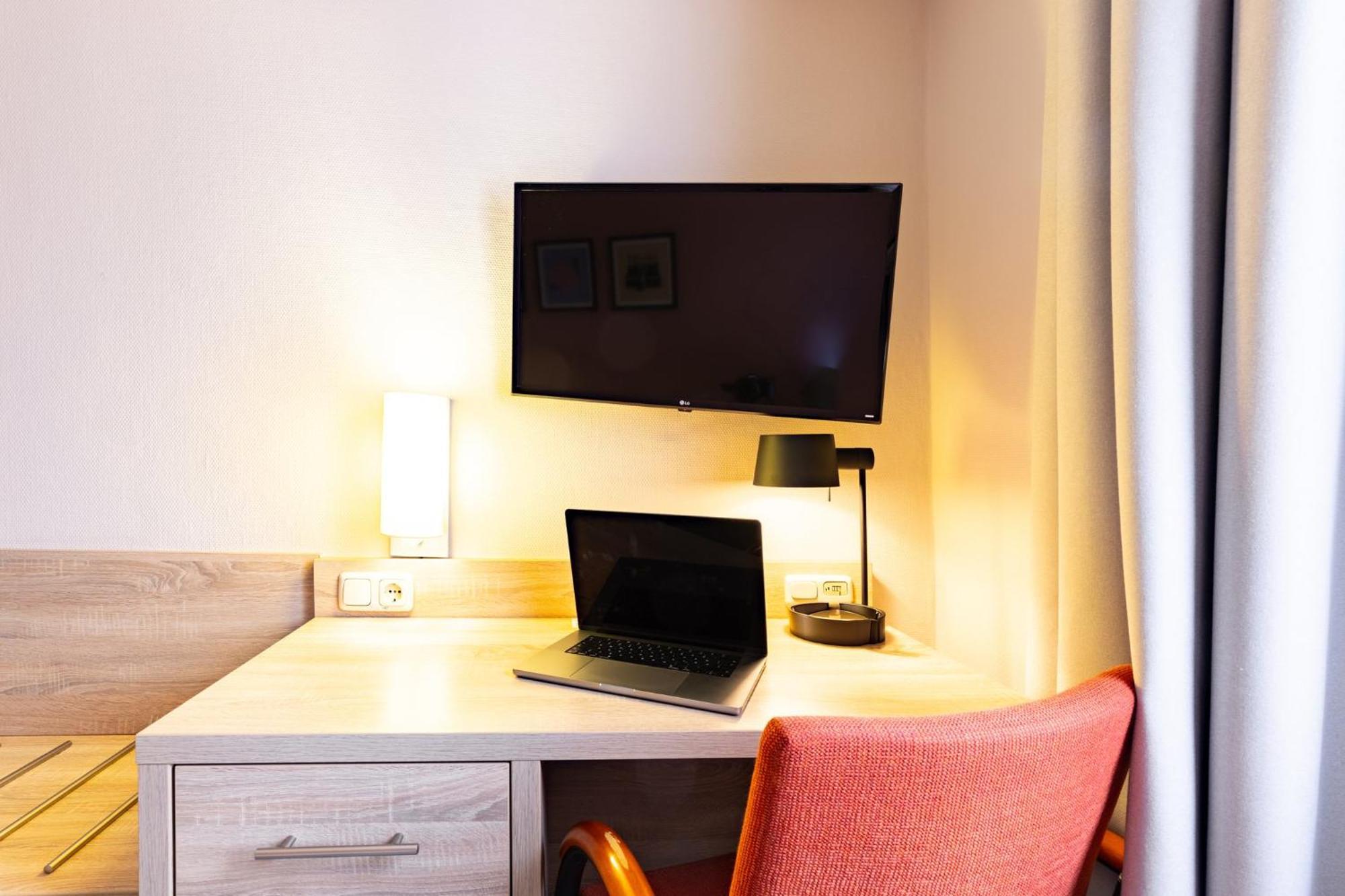 Cosy Single Room