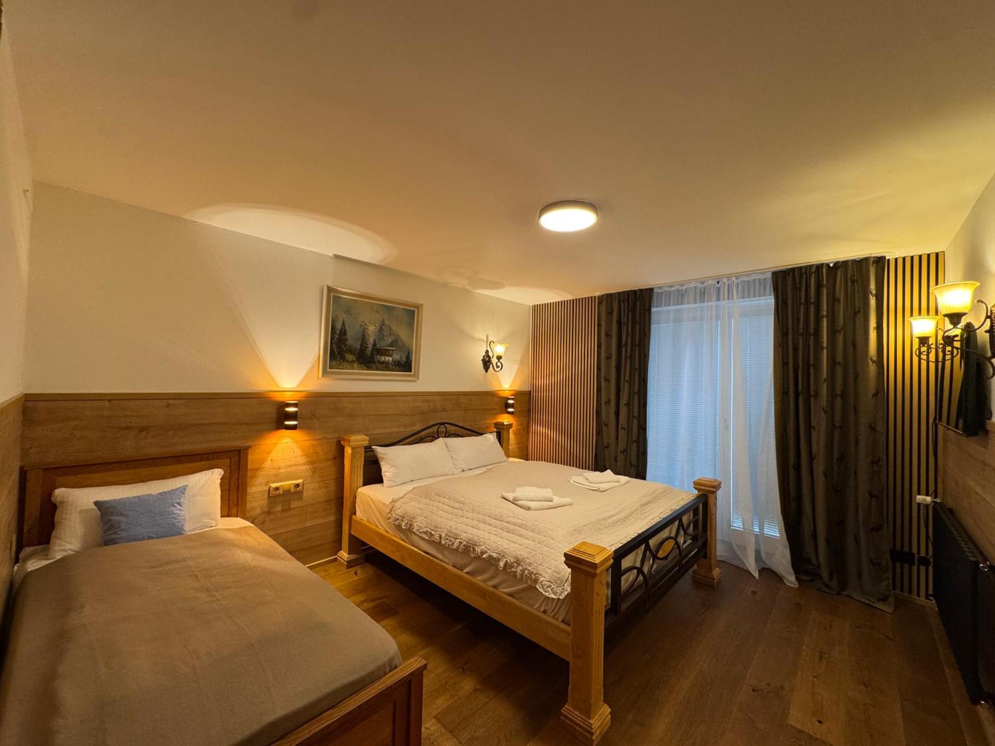 Triple Room with Terrace
