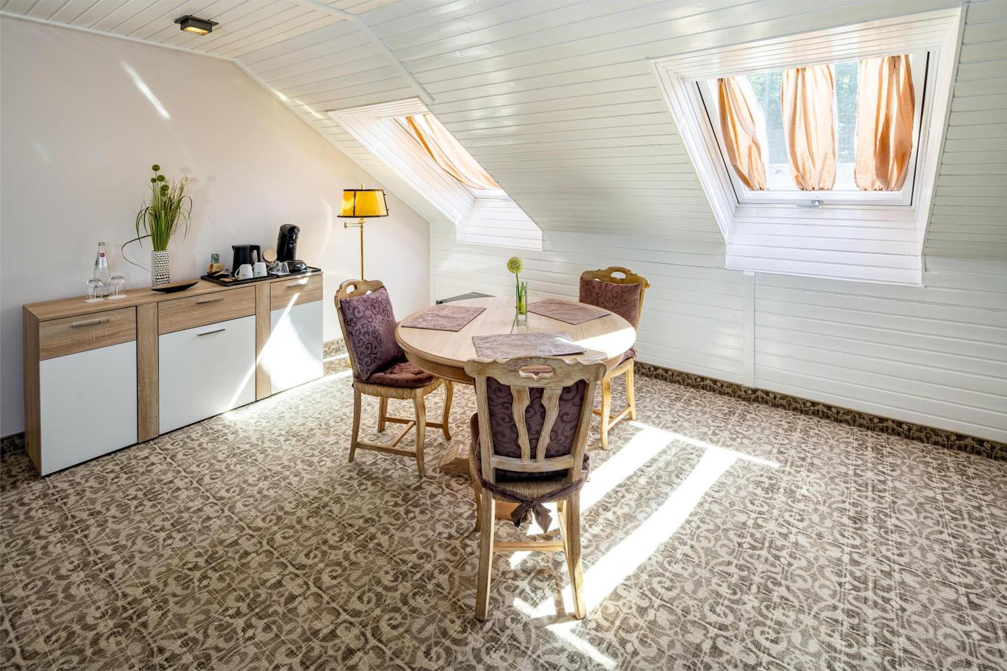 Junior King Suite with Balcony and Fireplace
