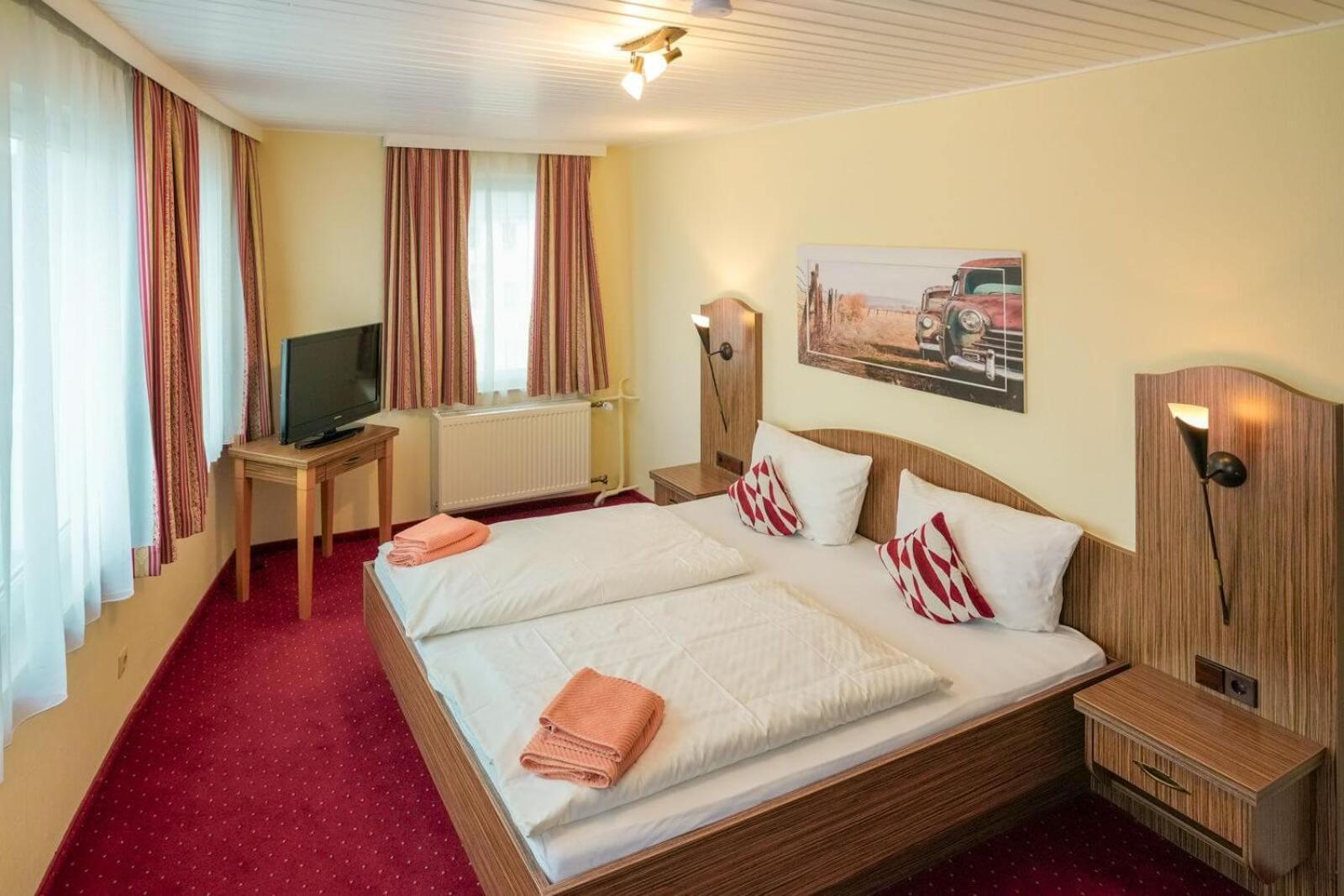 Standard Doppelzimmer mit Moselblick