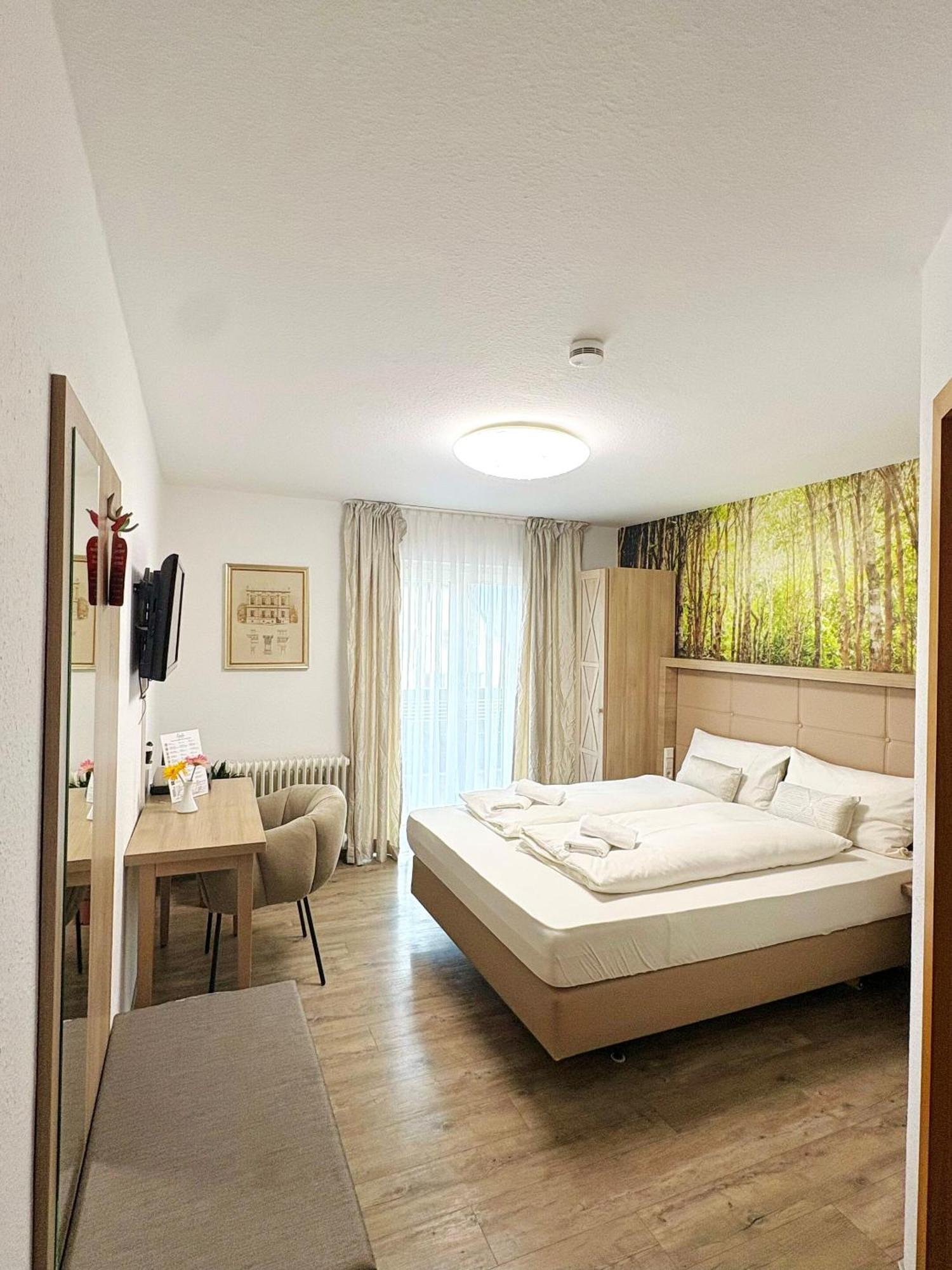 Doppelzimmer mit eigenem Bad