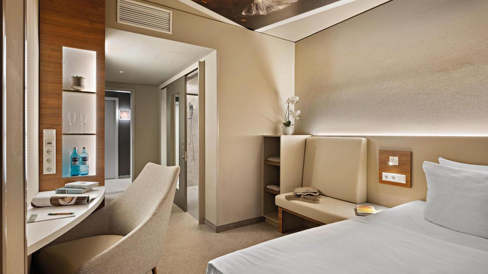 King Room